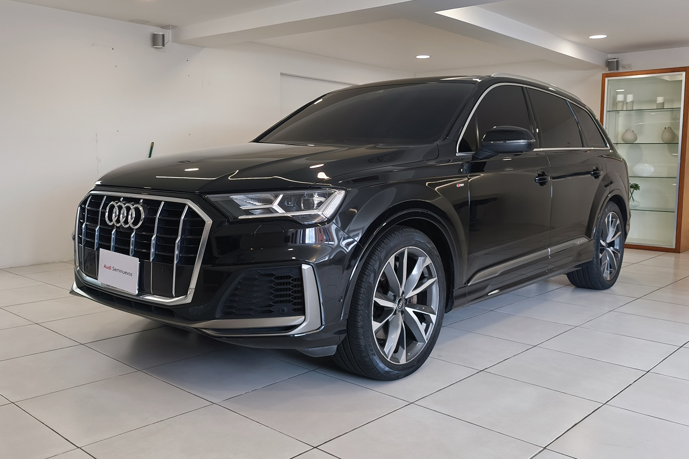 Q7
