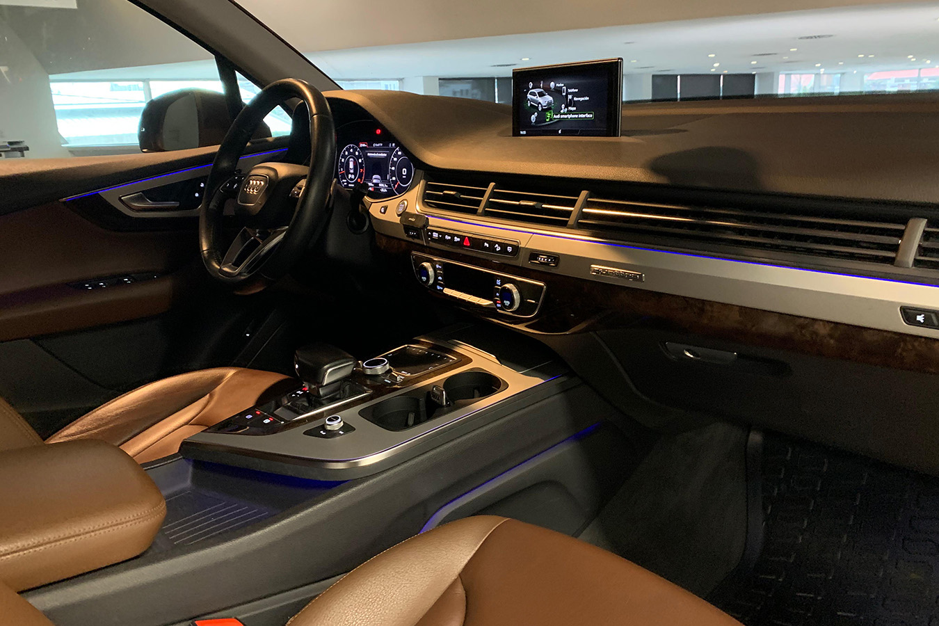 Q7