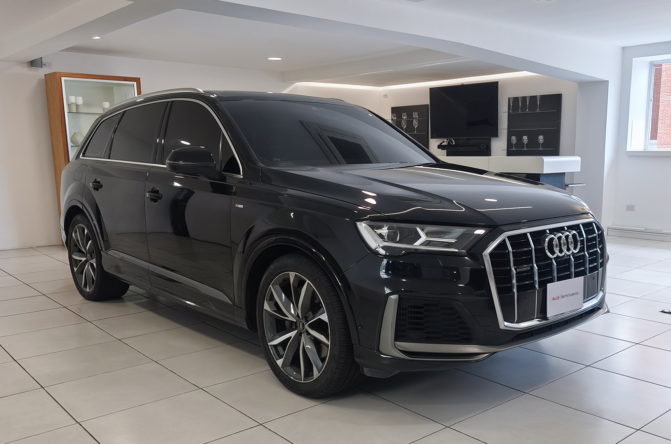 Q7