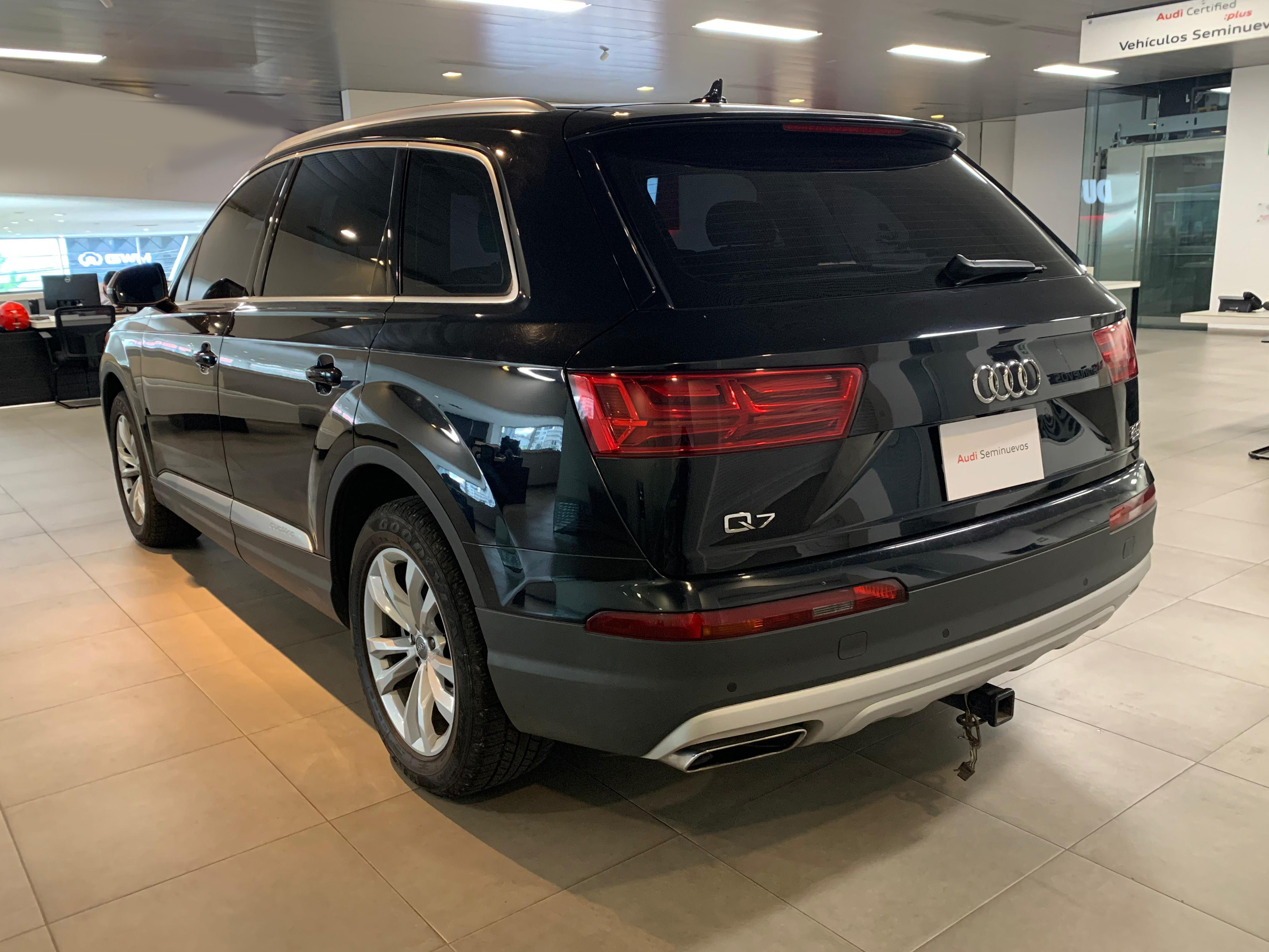 Q7