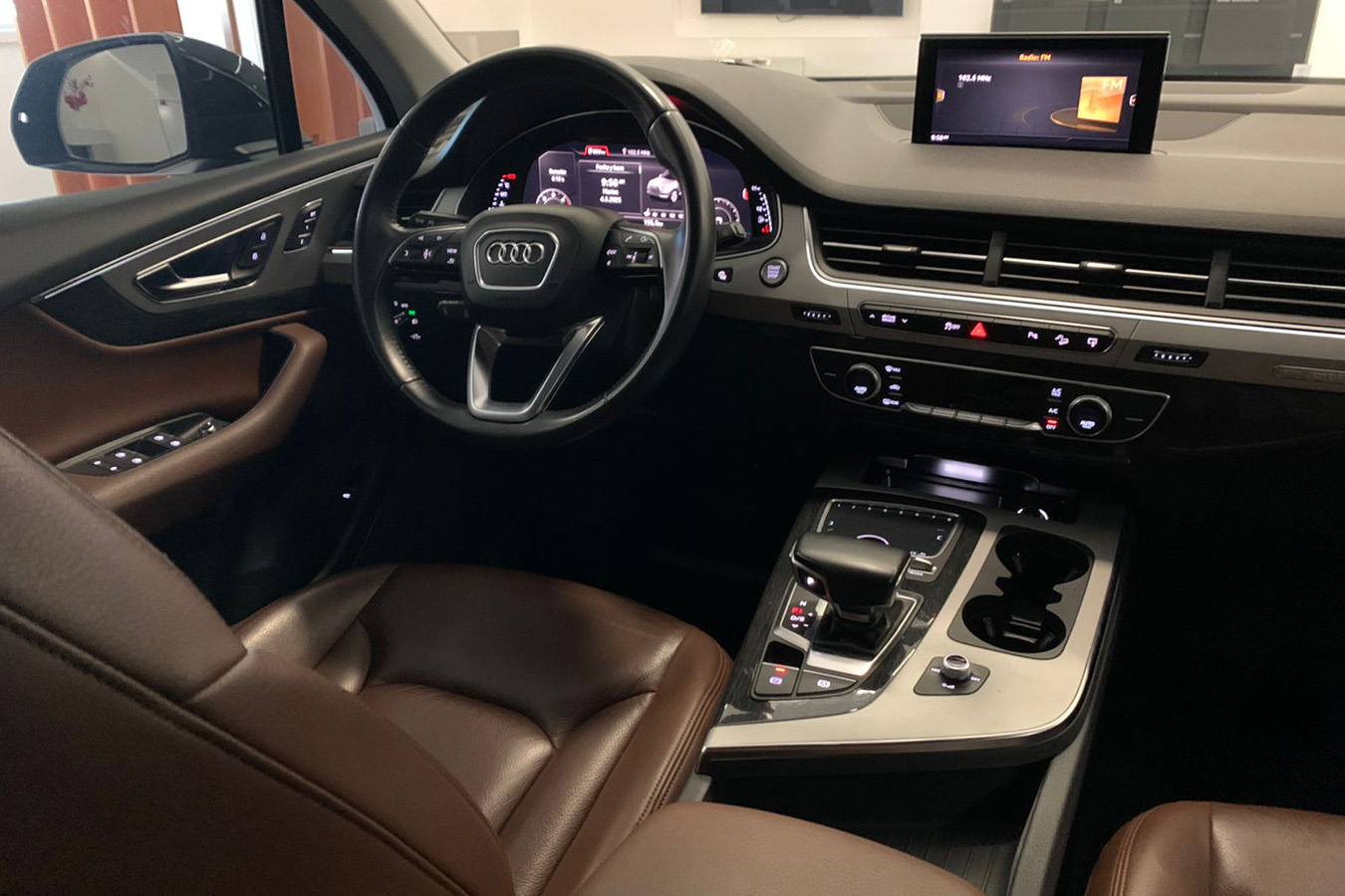 Q7